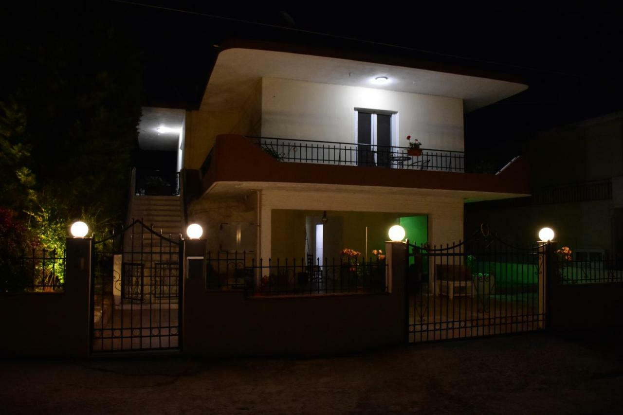 Galotel Agnoudas Near The Airport Appart hôtel